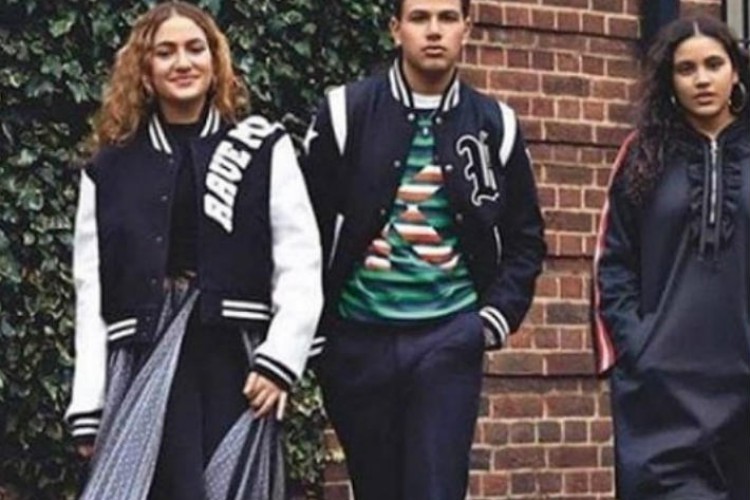 هكذا نعى أبناء عمرو دياب جدتهم الراحلة - FilFan.com