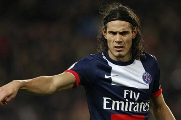 «كونتي» يعطي الضوء الأخضر للتعاقد مع «كافاني»