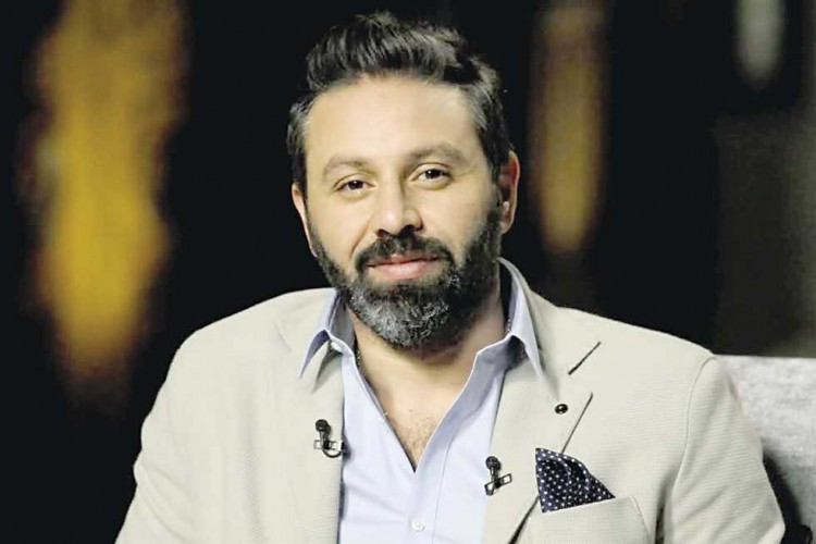 حازم إمام يعلن موقفه النهائي من الترشح لمنصب رئيس الزمالك