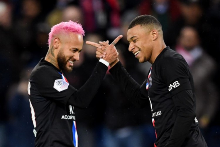 انخفاض في قيمة مبابي ونيمار بنسبة 20 % - Sharjah24